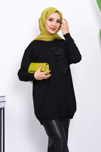 Siyah Soğuk İplik Çiçek Detaylı Triko Tunik