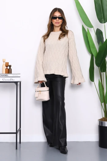 Taş Bel Ve Kol Ucu Fırfırlı Triko Kazak