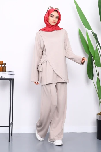 Taş Yandan Kuşak Bağlamalı Pantolonlu Takım