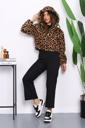 Vizon Leopar Desenli Kısa Peluş Mont