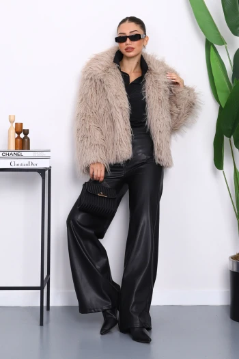 Vizon Yakalı Kürk Ceket