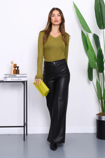 Yağ Yeşili V Yaka Modal Crop Bluz