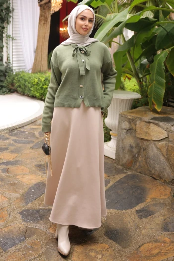 Yeşil Yaka Bağlamalı Düğmeli Triko Hırka