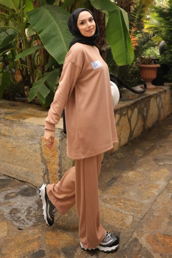 Bisküvi Armalı Tunik Pantolonlu Takım