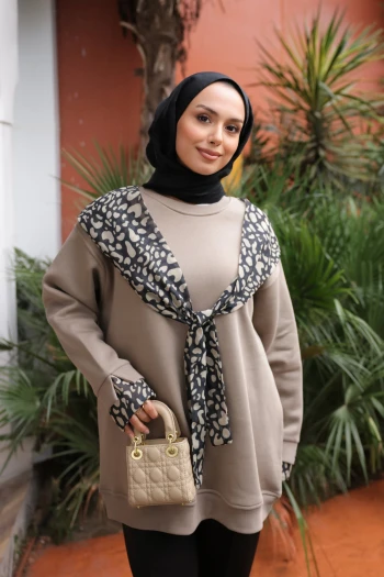 Haki Fular Detaylı İçi Şardonlu Üç İplik Sweatshirt