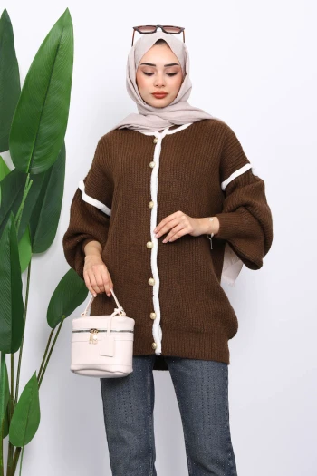 Kahverengi Balon Kol Düğmeli Triko Hırka