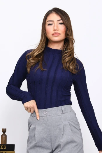 Lacivert Fırfır Detaylı Dik Yaka Bluz