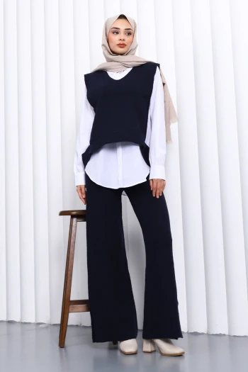 Lacivert Gömlekli Üçlü Triko Takım