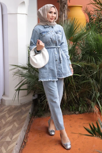 Mavi Taş İşlemeli Ceket Pantolonlu Kot Takım