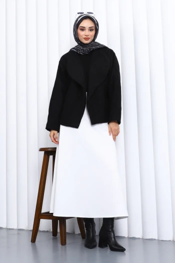 Siyah  Geniş Yaka Kısa Kaşe Ceket