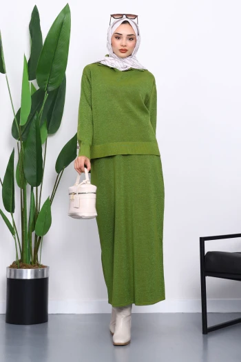 Yeşil Gömlek Yaka Triko Etekli Takım