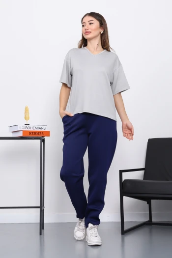 Gri V Yaka Kısa Kol T-Shirt