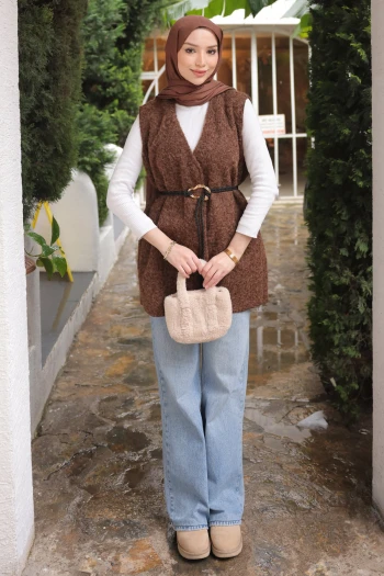 Kahverengi Bel Bağlamalı Kaşe Yelek