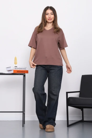 Kahverengi V Yaka Kısa Kol T-Shirt