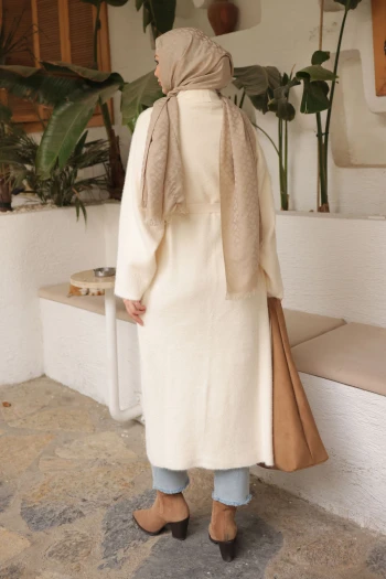 Krem Kuşaklı Uzun Angora Hırka