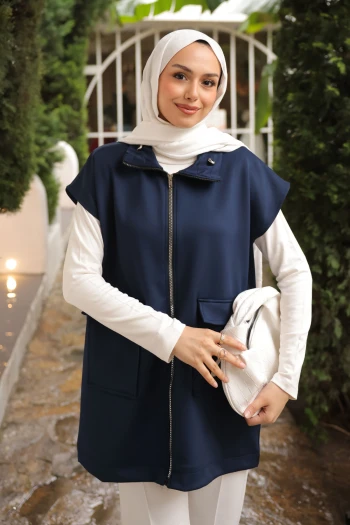 Lacivert Yakası Ve Beli Stoper Lastikli Cepli Scuba Yelek