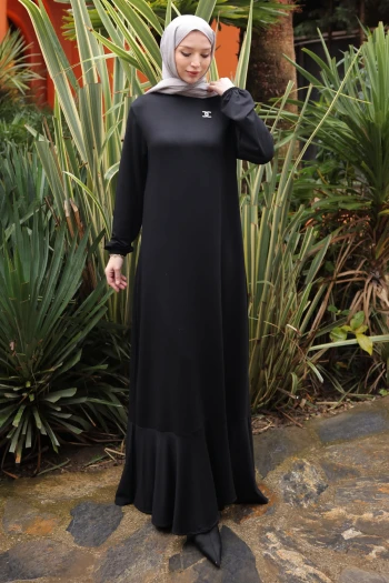 Siyah Eteği Katlı Kol Lastikli Modal Elbise