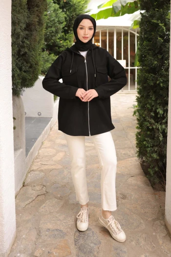 Siyah Kapşonlu Fermuarlı Kaşe Ceket