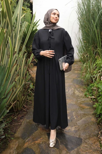 Siyah Kol Lastikli Yaka Bağlamalı Bürümcük Elbise