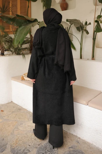 Siyah Kuşaklı Uzun Angora Hırka