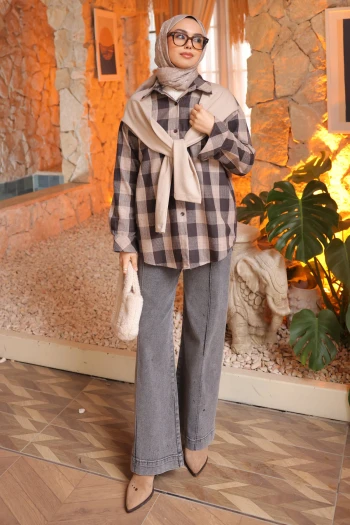 Vizon Atkı Detaylı Garnili Ekose Gömlek