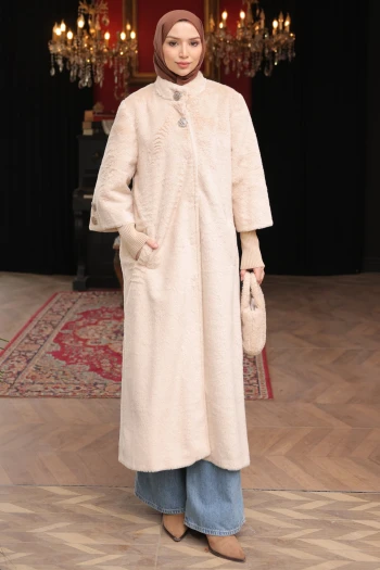 Bej Kapüşonlu Angora Kaban