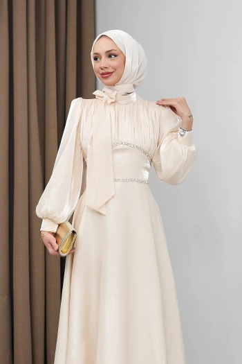 Bej Yakası Fiyonklu Beli Taş Detaylı Balon Kol Abiye