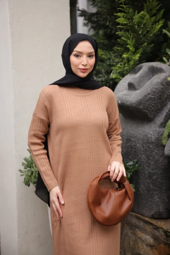 Bisküvi Dik Yaka Fitilli Triko Elbise