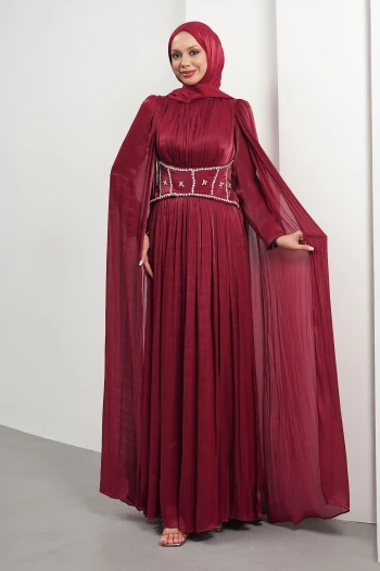 Bordo Beli Taşlı Pelerinli Piliseli Abiye