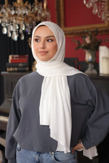 Ekru Helen Önü Süngerli Pratik Penye Şal