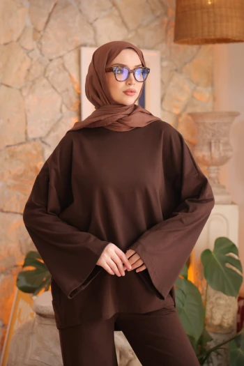 Kahverengi Bisiklet Yaka Sweat Pantolonlu Takım