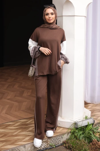 Kahverengi Renk Bloklu Modal Swaet Pantolonlu Takım
