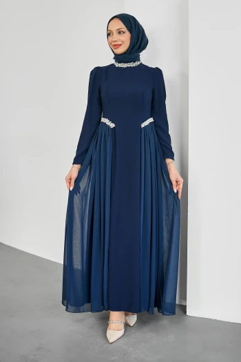 Lacivert Yaka Ve Bel Taşlı Kuyruklu Abiye