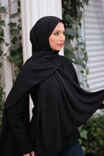 Siyah Five Medine İpeği Şal