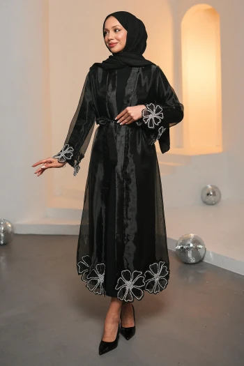 Siyah Kol Ve Etek Ucu Taşlı Abaya Takım