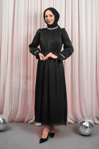 Siyah Kol Yaka Taşlı Abiye