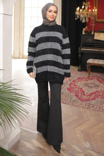 Siyah Simli Çizgili Triko Kazak