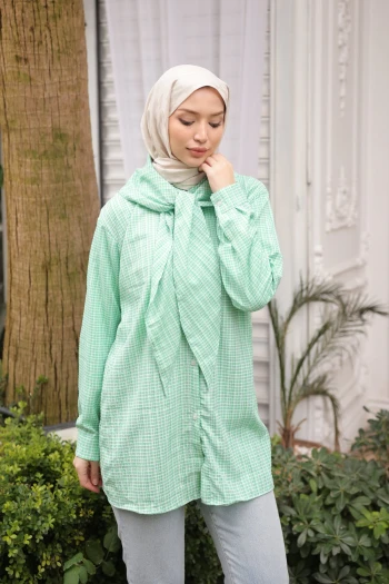 Yeşil Yaka Detaylı  Pötikareli Tunik Gömlek