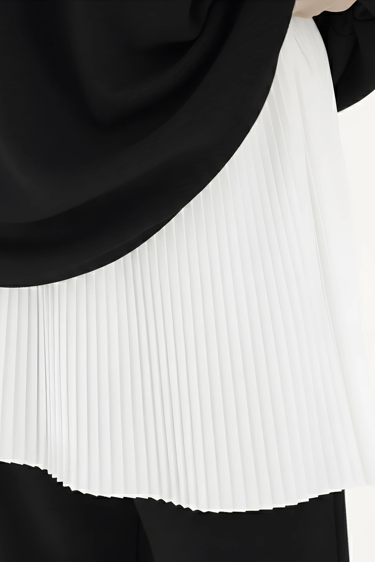 Beyaz Lastikli Tunik İçini Uzatan Etek İçlik