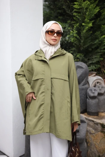Haki Kapüşonlu Fermuarlı Oversize Panço