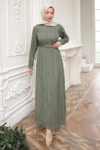 Haki Zincir Kemerli Fırfırlı Gofre Elbise