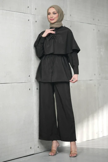 Kahverengi Pelerin Detaylı Tunik Pantolonlu Takım