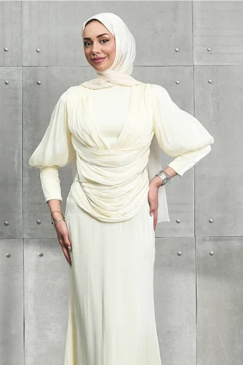 Krem Beli Zincir Detaylı Drapeli Janjan Abiye