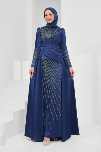 Lacivert Önü Taşlı Saten Abiye