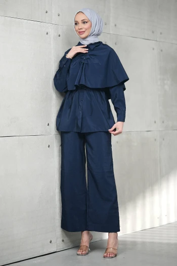 Lacivert Pelerin Detaylı Tunik Pantolonlu Takım