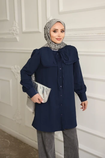 Lacivert Yaka Detaylı Gömlek