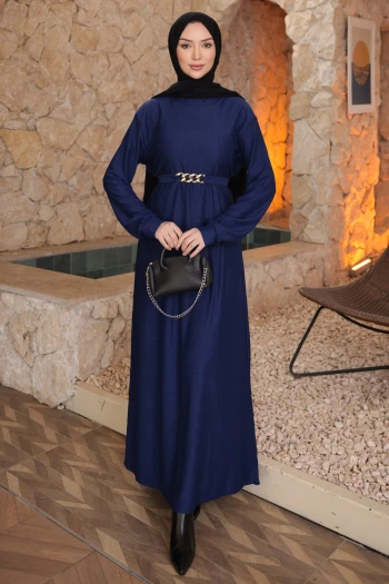 Lacivert Zincir Kuşaklı Fitilli Uzun Elbise