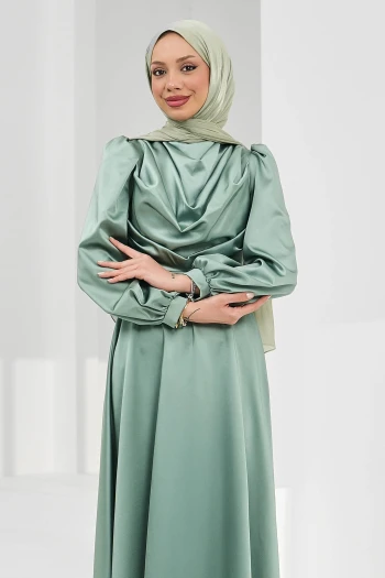 Mint Yeşili Önü Taşlı Saten Abiye