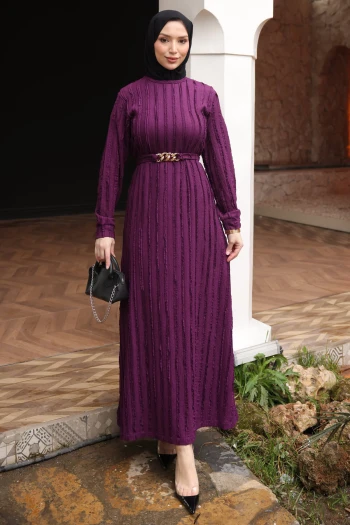 Mor Zincir Kemerli Fırfırlı Gofre Elbise