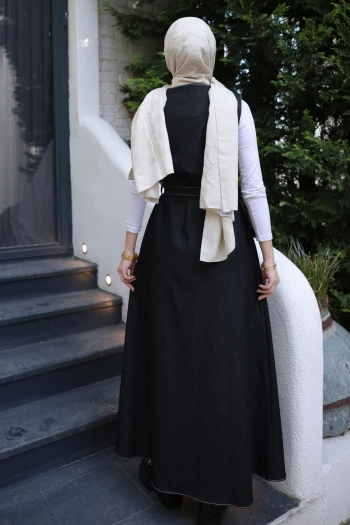 Siyah Düğmeli Cepli Kot Jile